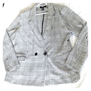 Houndstooth blazer